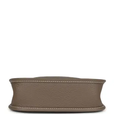 HERMÈS Hermes Evelyne TPM Etoupe Clemence Gold Hardware | Thumbnail 6 HERMÈS Hermes Evelyne TPM Etoupe Clemence Gold Hardware | Thumbnail 6