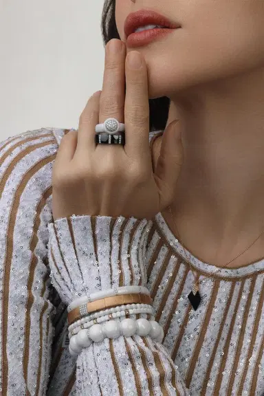 ROBERTO DEMEGLIO Diamond Section White Ceramic Dama Ring | Thumbnail 4 ROBERTO DEMEGLIO Diamond Section White Ceramic Dama Ring | Thumbnail 4