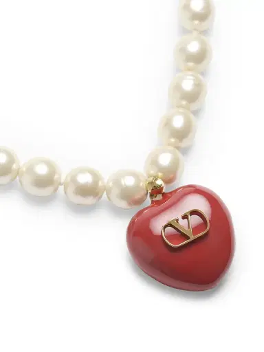 Valentino Garavani Women's Coeur Royal Necklace in Metal, Enamel and Beads | Thumbnail 3 Valentino Garavani Women's Coeur Royal Necklace in Metal, Enamel and Beads | Thumbnail 3