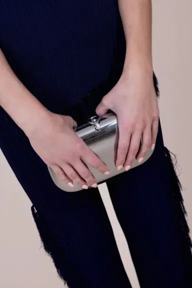 JEFFREY LEVINSON Elina Plus Clutch - Chrome | Thumbnail 2 JEFFREY LEVINSON Elina Plus Clutch - Chrome | Thumbnail 2