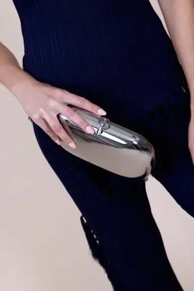 JEFFREY LEVINSON Elina Plus Clutch - Chrome | Thumbnail 4 JEFFREY LEVINSON Elina Plus Clutch - Chrome | Thumbnail 4
