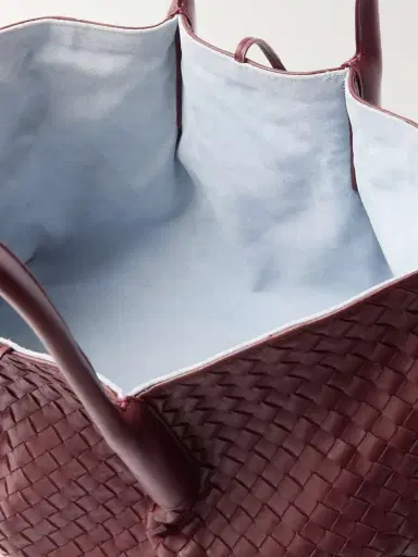 Bottega Veneta Pinacoteca Reversible Intrecciato Leather Tote | Thumbnail 5 Bottega Veneta Pinacoteca Reversible Intrecciato Leather Tote | Thumbnail 5