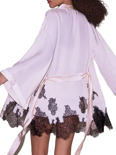 Fleur du Mal Women's Lace Appliqué Silk-Blend Robe - Cloud | Thumbnail 3 Fleur du Mal Women's Lace Appliqué Silk-Blend Robe - Cloud | Thumbnail 3