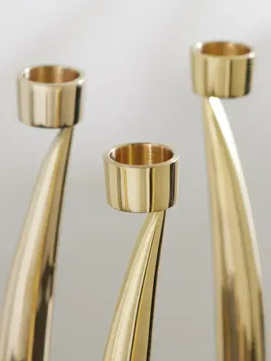 Fourth Street Leaf Set Of Five Gold-tone Brass Candleholders | Thumbnail 3 Fourth Street Leaf Set Of Five Gold-tone Brass Candleholders | Thumbnail 3