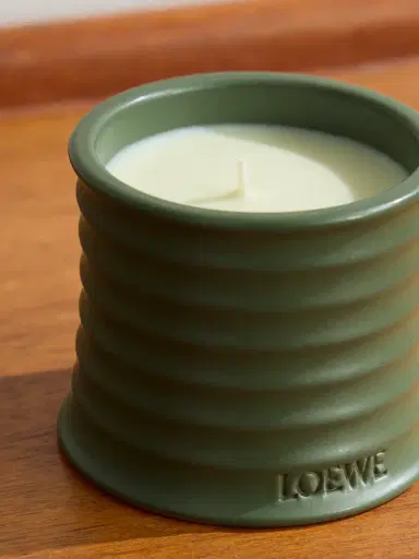 LOEWE PERFUMES Marihuana Small Scented Candle, 170g - Men | Thumbnail 4 LOEWE PERFUMES Marihuana Small Scented Candle, 170g - Men | Thumbnail 4