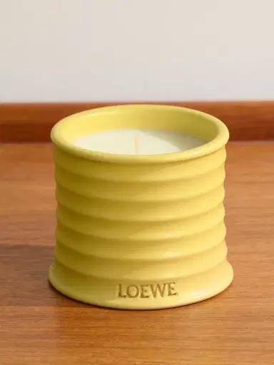 LOEWE PERFUMES Honeysuckle Small Scented Candle, 170g - Men | Thumbnail 1 LOEWE PERFUMES Honeysuckle Small Scented Candle, 170g - Men | Thumbnail 1