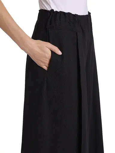 Issey Miyake Women's Campagne Wide-Leg Pants - Black | Thumbnail 6 Issey Miyake Women's Campagne Wide-Leg Pants - Black | Thumbnail 6