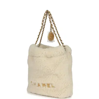 Chanel Chanel Mini 22 Bag Ecru Shearling Gold Hardware | Thumbnail 5 Chanel Chanel Mini 22 Bag Ecru Shearling Gold Hardware | Thumbnail 5