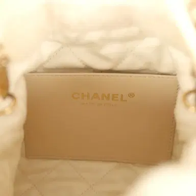 Chanel Chanel Mini 22 Bag Ecru Shearling Gold Hardware | Thumbnail 10 Chanel Chanel Mini 22 Bag Ecru Shearling Gold Hardware | Thumbnail 10