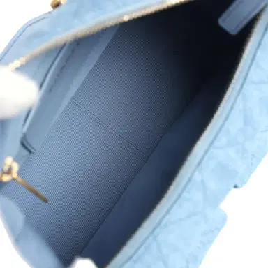 Chanel Chanel Large Cargo Hobo Bag Light Blue Washed Denim Brushed Gold Hardware | Thumbnail 10 Chanel Chanel Large Cargo Hobo Bag Light Blue Washed Denim Brushed Gold Hardware | Thumbnail 10