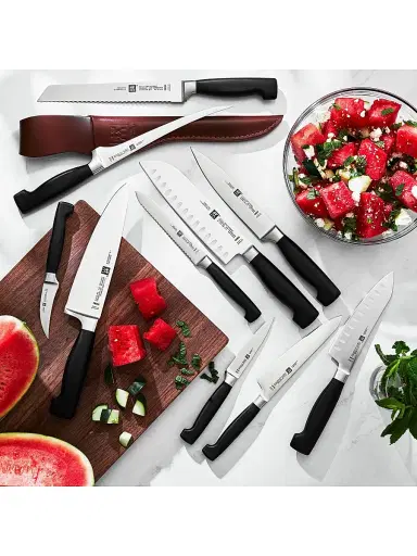 ZWILLING J.A. Henckels Four Star 8''Bread Knife - Stainless Steel | Thumbnail 6 ZWILLING J.A. Henckels Four Star 8''Bread Knife - Stainless Steel | Thumbnail 6