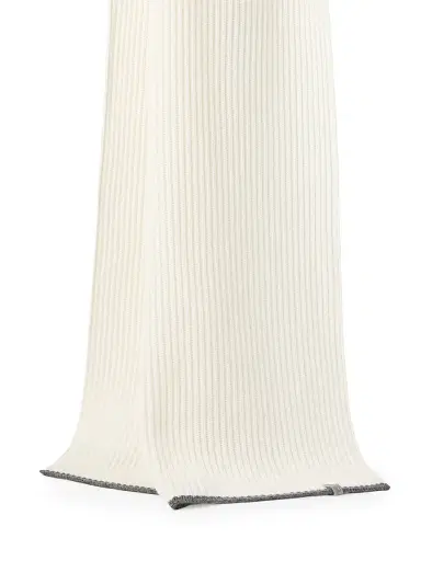 Brunello Cucinelli Women's Cashmere English Rib Knit Scarf with Monili - Fog | Thumbnail 2 Brunello Cucinelli Women's Cashmere English Rib Knit Scarf with Monili - Fog | Thumbnail 2