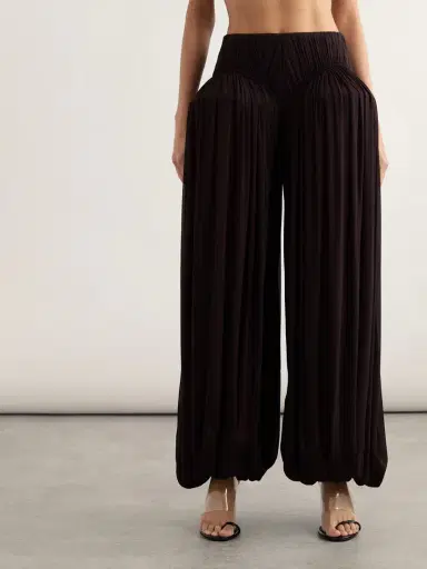 Alaïa Pleated Crepe Tapered Pants | Thumbnail 3 Alaïa Pleated Crepe Tapered Pants | Thumbnail 3