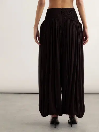 Alaïa Pleated Crepe Tapered Pants | Thumbnail 4 Alaïa Pleated Crepe Tapered Pants | Thumbnail 4