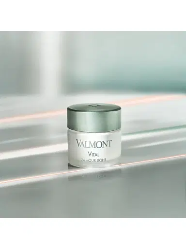 Valmont Women's Vital 24 Hour Light Face Cream | Thumbnail 5 Valmont Women's Vital 24 Hour Light Face Cream | Thumbnail 5