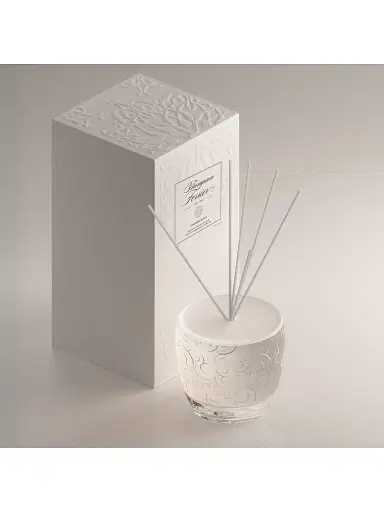 Thompson Ferrier The White Collection Madame Elixir Reed Diffuser | Thumbnail 2 Thompson Ferrier The White Collection Madame Elixir Reed Diffuser | Thumbnail 2