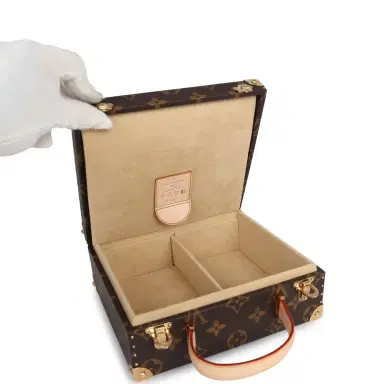 Louis Vuitton Louis Vuitton x Takashi Murakami Hands Jewelry Trunk Brown Multi Monogram Hands Brass Hardware | Thumbnail 7 Louis Vuitton Louis Vuitton x Takashi Murakami Hands Jewelry Trunk Brown Multi Monogram Hands Brass Hardware | Thumbnail 7