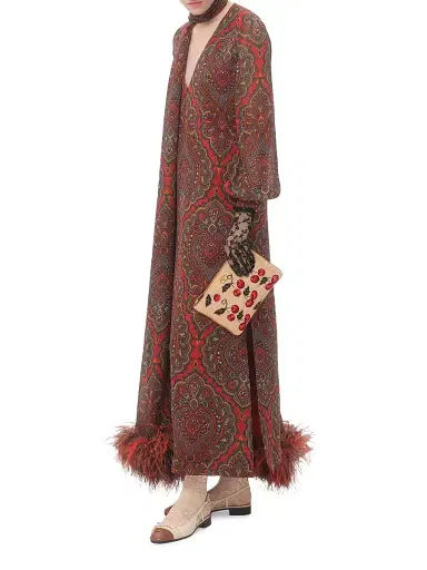 Valentino Garavani Women's Vlogo Signature Pouch - Natural Red | Thumbnail 2 Valentino Garavani Women's Vlogo Signature Pouch - Natural Red | Thumbnail 2