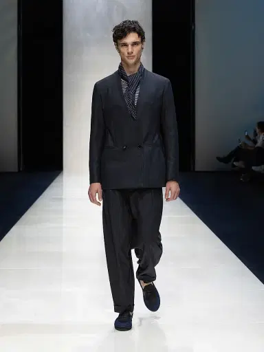 Giorgio Armani Men's Fashion Tonal Stripe Suit - Black - Size 40 | Thumbnail 5 Giorgio Armani Men's Fashion Tonal Stripe Suit - Black - Size 40 | Thumbnail 5