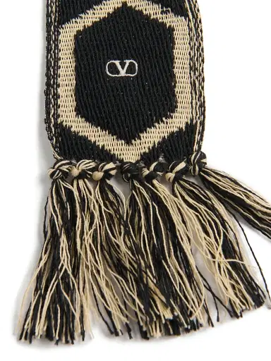 Valentino Garavani Men's Antibes Cotton Scarf with Fringe - Black Beige | Thumbnail 5 Valentino Garavani Men's Antibes Cotton Scarf with Fringe - Black Beige | Thumbnail 5