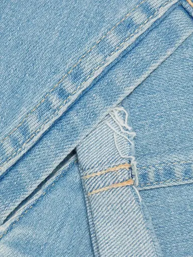 L'AGENCE Women's Janelle Slim-Fit Raw-Edge Denim Jacket - Essex | Thumbnail 7 L'AGENCE Women's Janelle Slim-Fit Raw-Edge Denim Jacket - Essex | Thumbnail 7