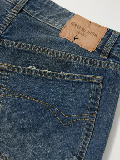 Balenciaga Mid-rise Wide-leg Jeans | Thumbnail 6 Balenciaga Mid-rise Wide-leg Jeans | Thumbnail 6