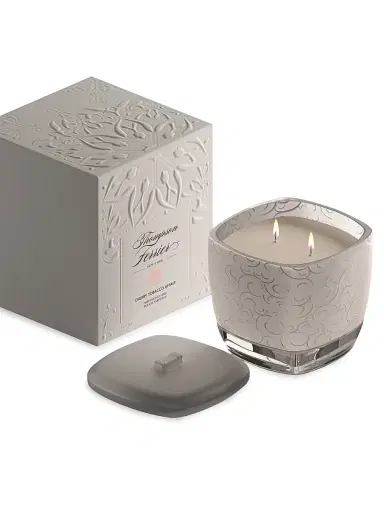 Thompson Ferrier The White Collection Cherry Tobacco Affair Candle | Thumbnail 1 Thompson Ferrier The White Collection Cherry Tobacco Affair Candle | Thumbnail 1