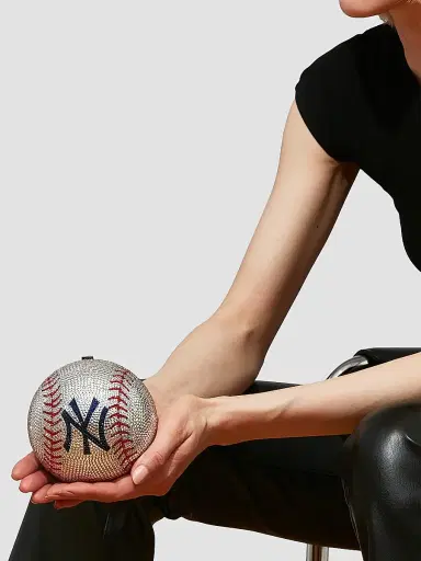 Judith Leiber Couture Women's New York Yankees Embellished Baseball Round Clutch | Thumbnail 2 Judith Leiber Couture Women's New York Yankees Embellished Baseball Round Clutch | Thumbnail 2