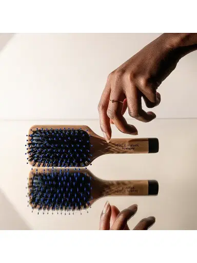 Sisley-Paris Hair Rituel Pocket Brush | Thumbnail 3 Sisley-Paris Hair Rituel Pocket Brush | Thumbnail 3
