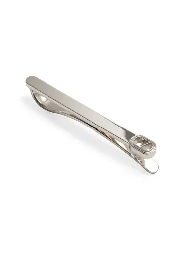 Valentino Garavani Men's VLogo Signature Metal Tie Clip | Thumbnail 3 Valentino Garavani Men's VLogo Signature Metal Tie Clip | Thumbnail 3