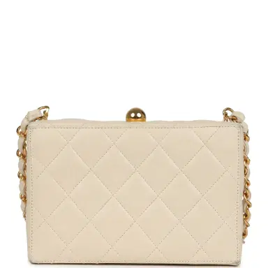 Chanel Vintage Chanel Box Clutch Bag Beige Lambskin Gold Hardware | Thumbnail 5 Chanel Vintage Chanel Box Clutch Bag Beige Lambskin Gold Hardware | Thumbnail 5