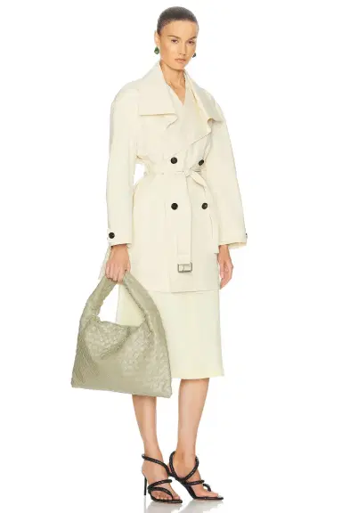 Bottega Veneta Small Hop Bag | Thumbnail 2 Bottega Veneta Small Hop Bag | Thumbnail 2