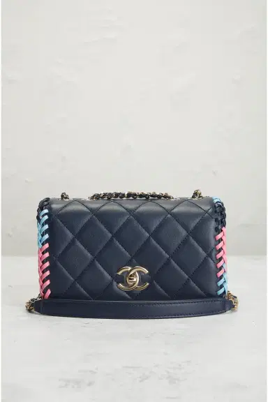 Chanel Chanel Lambskin Wallet on Chain | Thumbnail 2 Chanel Chanel Lambskin Wallet on Chain | Thumbnail 2