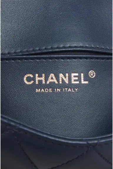 Chanel Chanel Lambskin Wallet on Chain | Thumbnail 5 Chanel Chanel Lambskin Wallet on Chain | Thumbnail 5