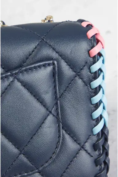 Chanel Chanel Lambskin Wallet on Chain | Thumbnail 7 Chanel Chanel Lambskin Wallet on Chain | Thumbnail 7