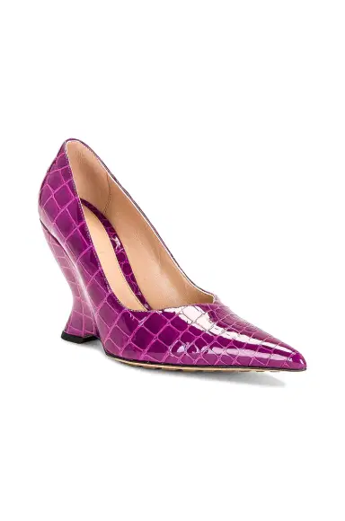 Bottega Veneta Gloss Croc Pumps | Thumbnail 2 Bottega Veneta Gloss Croc Pumps | Thumbnail 2