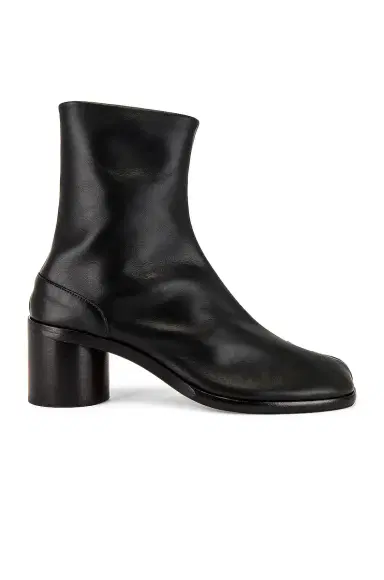 Maison Margiela Tabi Ankle | Thumbnail 1 Maison Margiela Tabi Ankle | Thumbnail 1