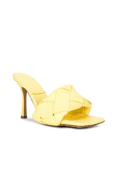 Bottega Veneta The Rubber Lido Sandals | Thumbnail 2 Bottega Veneta The Rubber Lido Sandals | Thumbnail 2