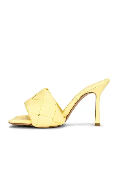 Bottega Veneta The Rubber Lido Sandals | Thumbnail 5 Bottega Veneta The Rubber Lido Sandals | Thumbnail 5