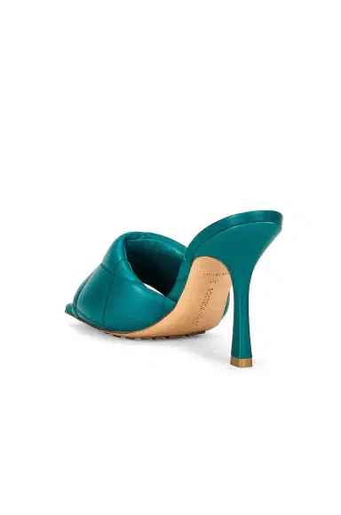 Bottega Veneta BV Rubber Lido Sandals | Thumbnail 3 Bottega Veneta BV Rubber Lido Sandals | Thumbnail 3