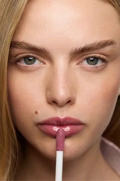 goop beauty Hydra-Barrier Gel Gloss | Thumbnail 7 goop beauty Hydra-Barrier Gel Gloss | Thumbnail 7