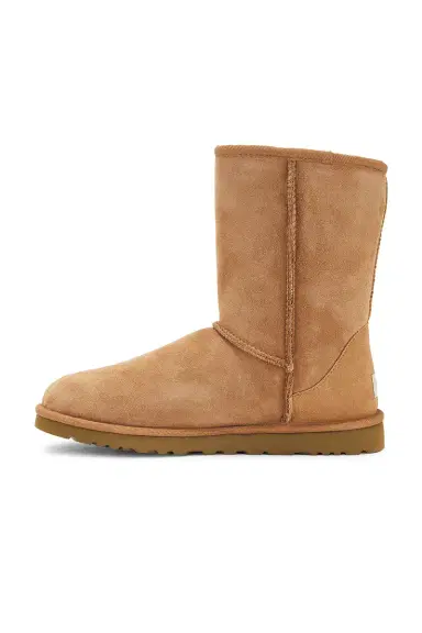 UGG Classic Short | Thumbnail 5 UGG Classic Short | Thumbnail 5