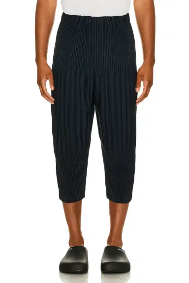 Homme Plissé Issey Miyake Basics Relaxed Pant | Thumbnail 3 Homme Plissé Issey Miyake Basics Relaxed Pant | Thumbnail 3