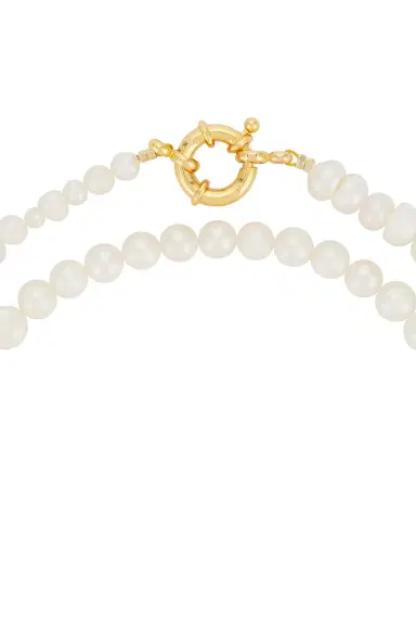 Timeless Pearly Shelly Necklace | Thumbnail 5 Timeless Pearly Shelly Necklace | Thumbnail 5