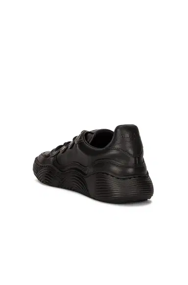 ALAÏA Veau Wave Sneakers | Thumbnail 3 ALAÏA Veau Wave Sneakers | Thumbnail 3