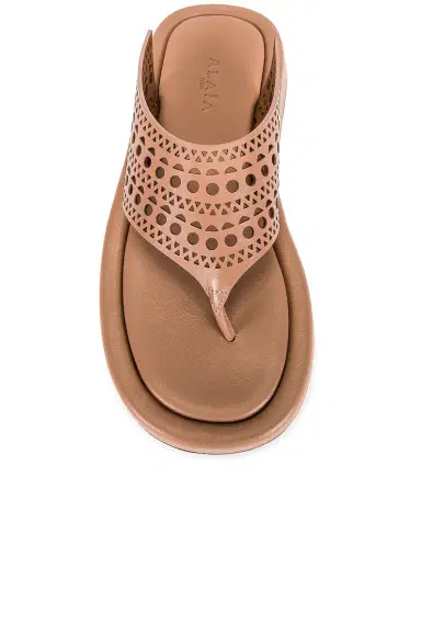Alaïa Vienne Thong Platform Sandals | Thumbnail 4 Alaïa Vienne Thong Platform Sandals | Thumbnail 4