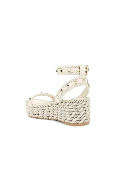 Valentino Garavani Rockstud Flatform Espadrillas | Thumbnail 3 Valentino Garavani Rockstud Flatform Espadrillas | Thumbnail 3