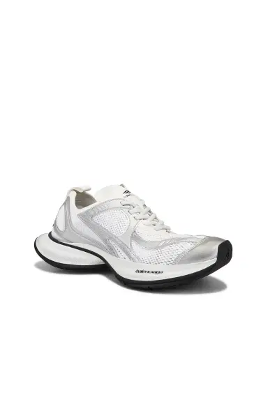 Balenciaga Circuit Sneaker | Thumbnail 2 Balenciaga Circuit Sneaker | Thumbnail 2