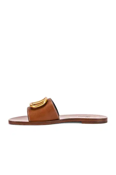 Valentino Garavani V Logo Slides | Thumbnail 5 Valentino Garavani V Logo Slides | Thumbnail 5