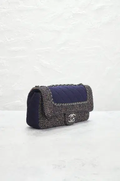 Chanel Chanel Tweed Flap Bag | Thumbnail 4 Chanel Chanel Tweed Flap Bag | Thumbnail 4